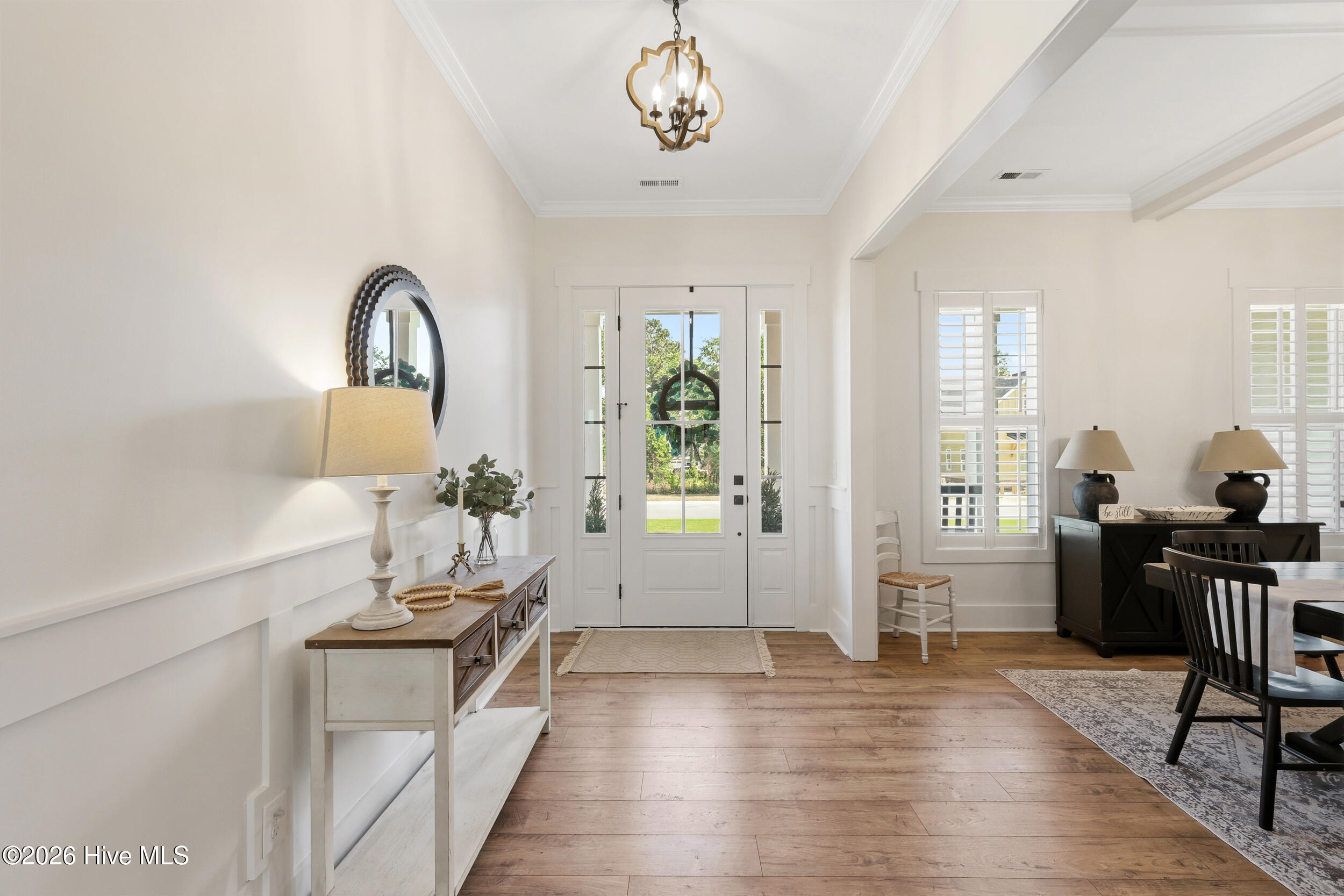 3829 Bay Colony Road NE