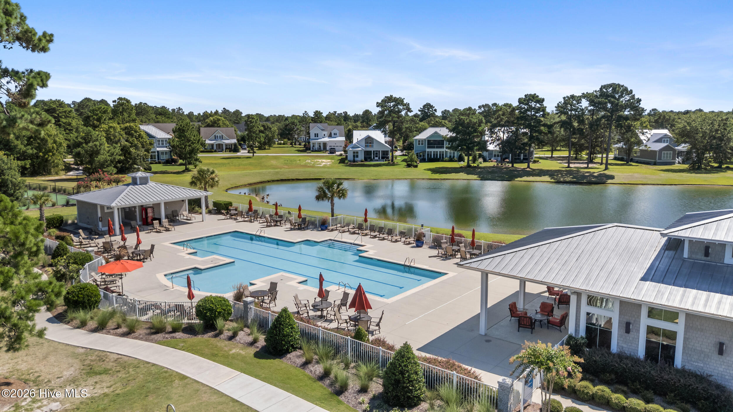 3829 Bay Colony Road NE
