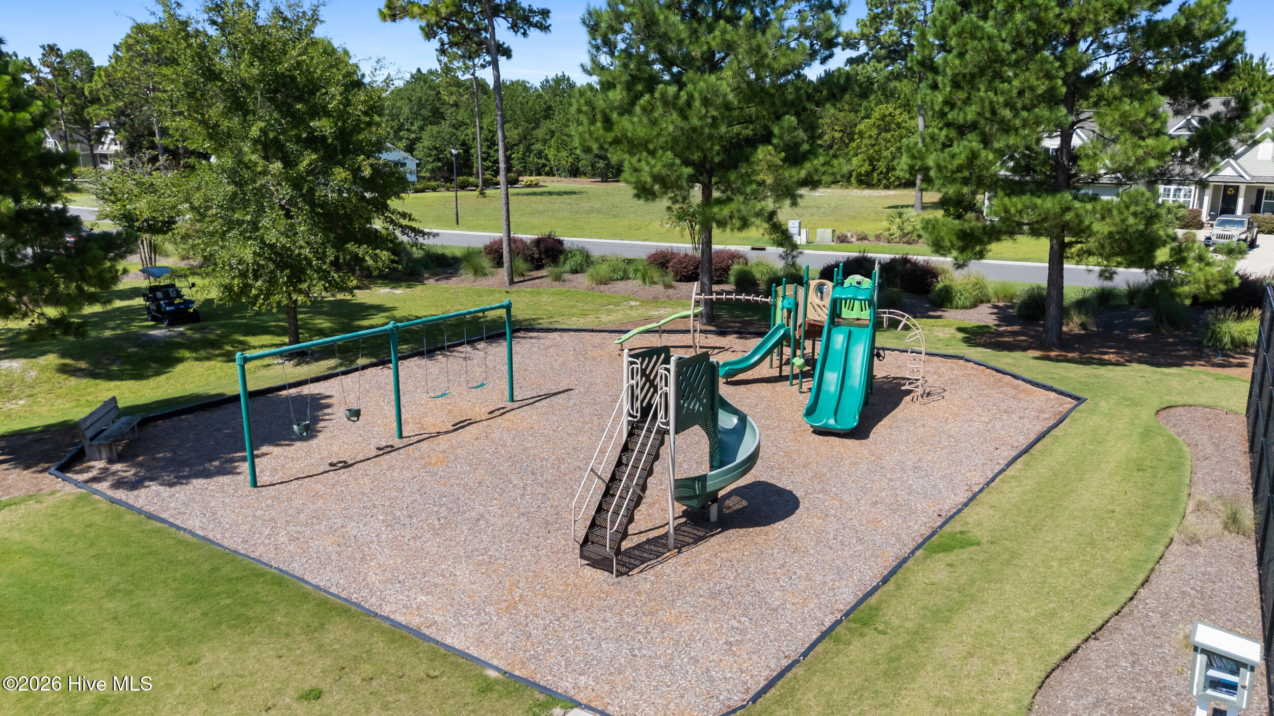 3829 Bay Colony Road NE