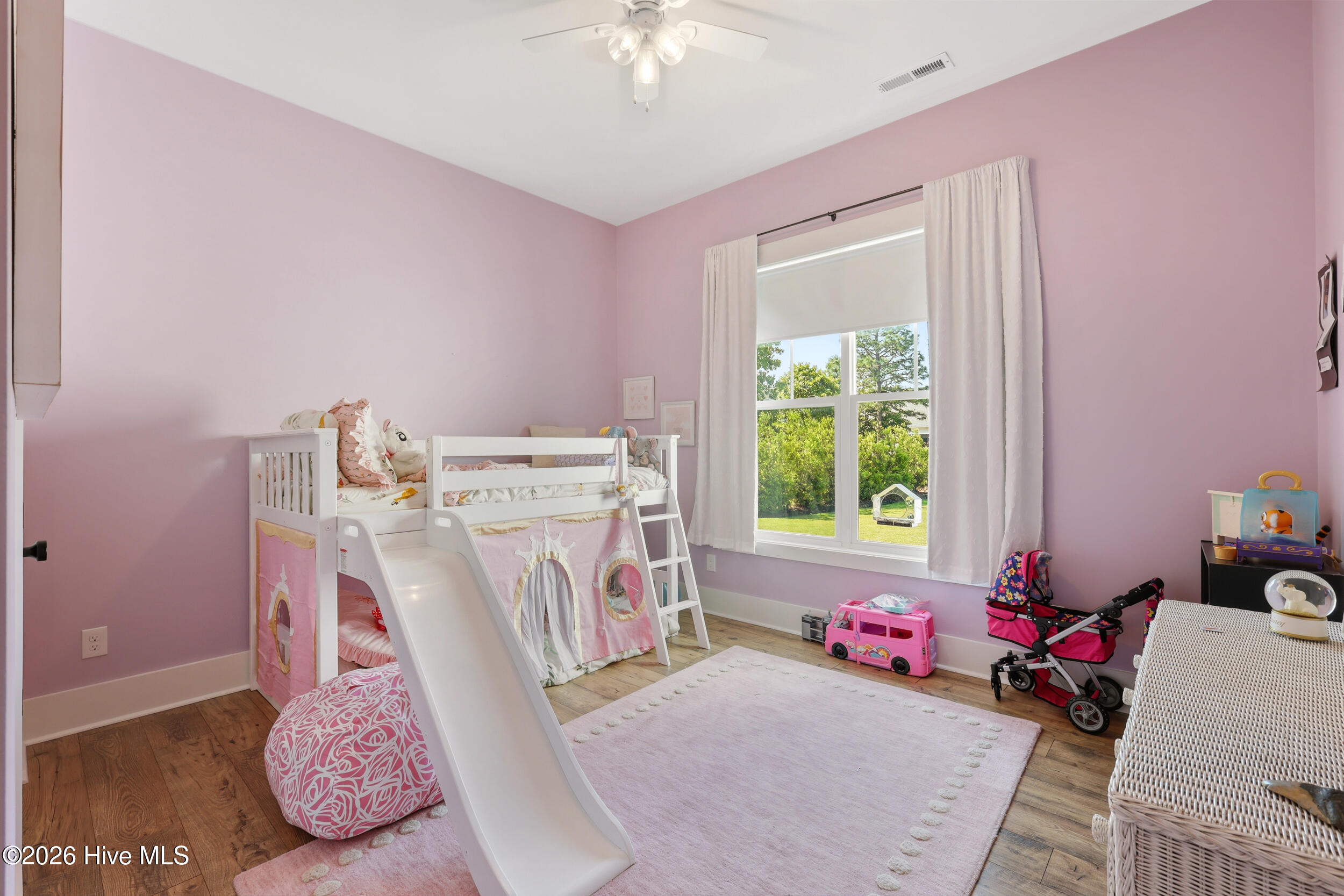 3829 Bay Colony Road NE