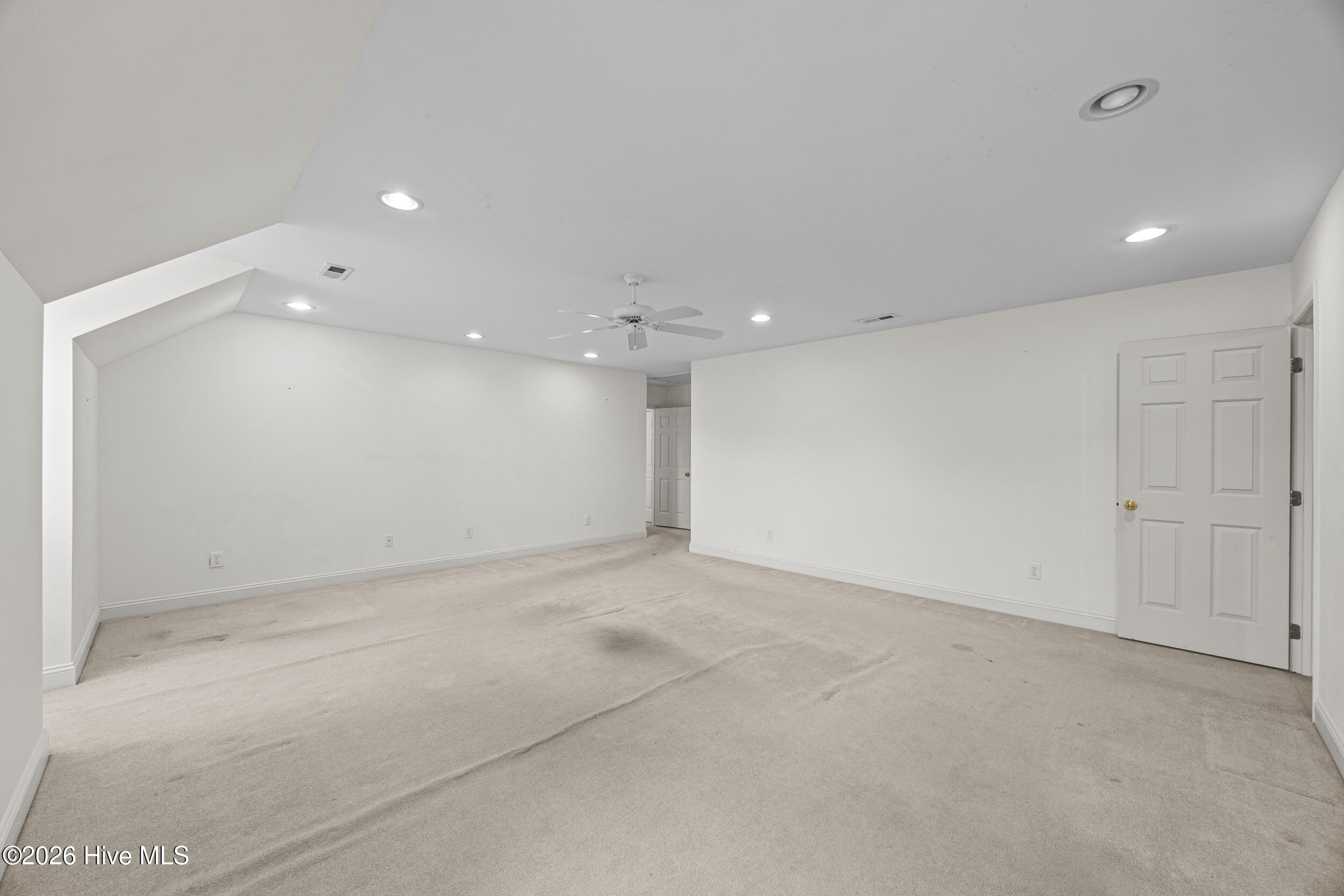 6120 Clairidge Road