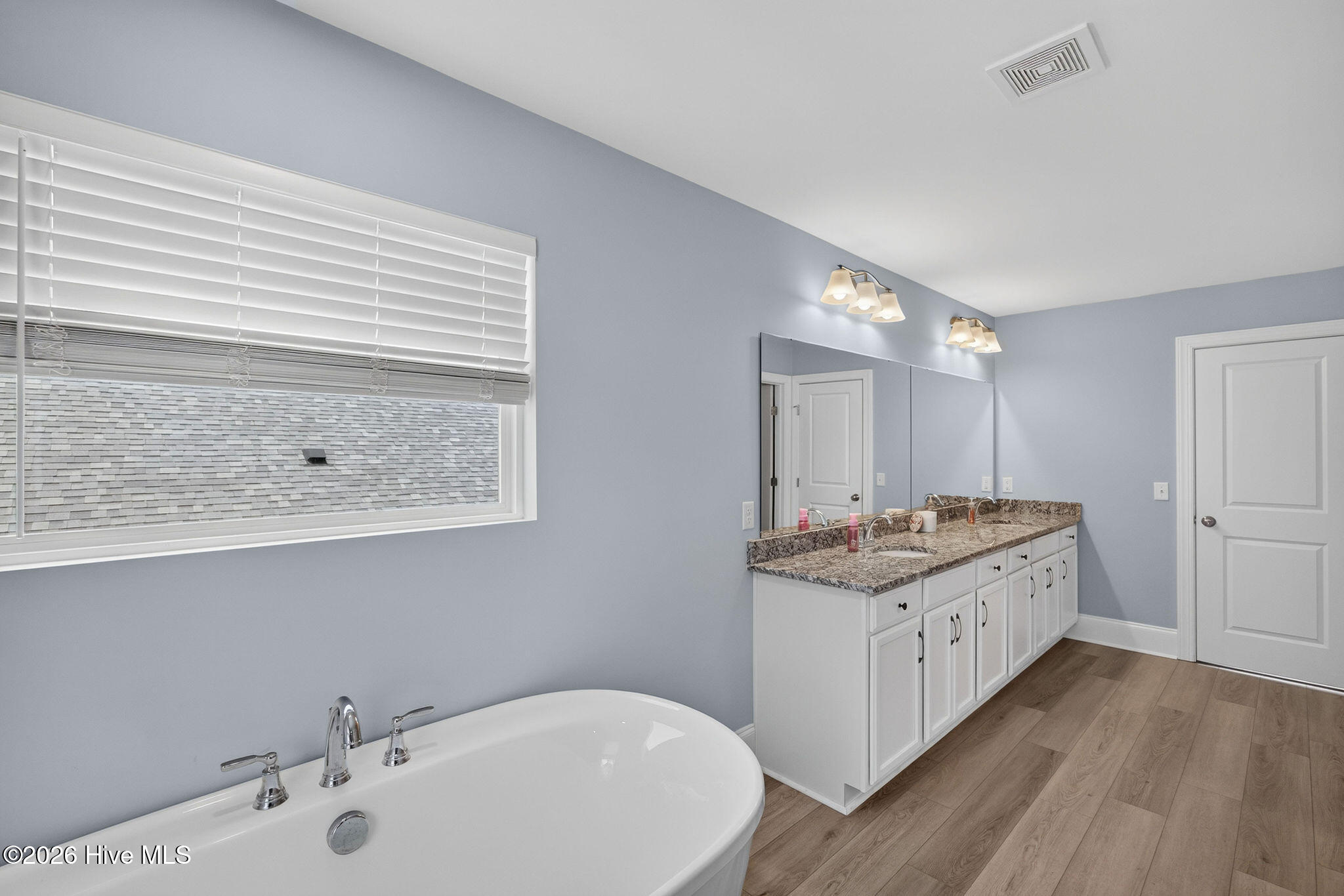 163 NE 2nd Street