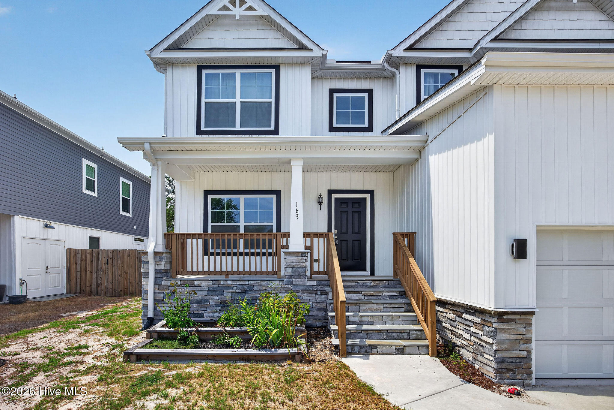 163 NE 2nd Street