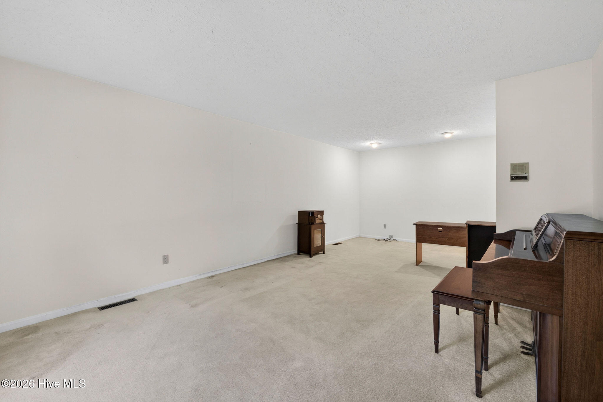 100 Wedge Road