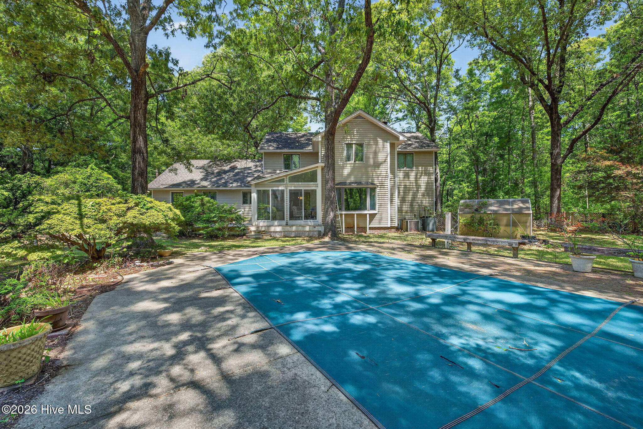 100 Wedge Road