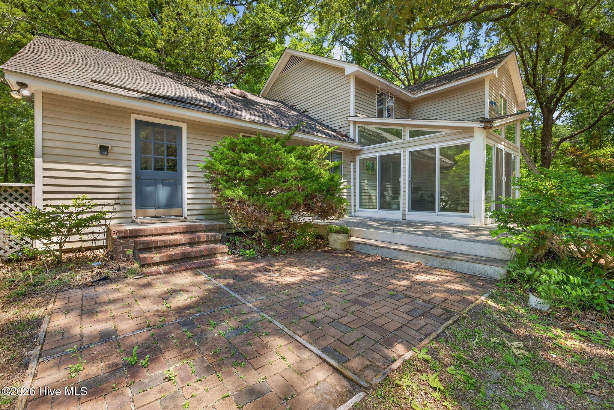 100 Wedge Road