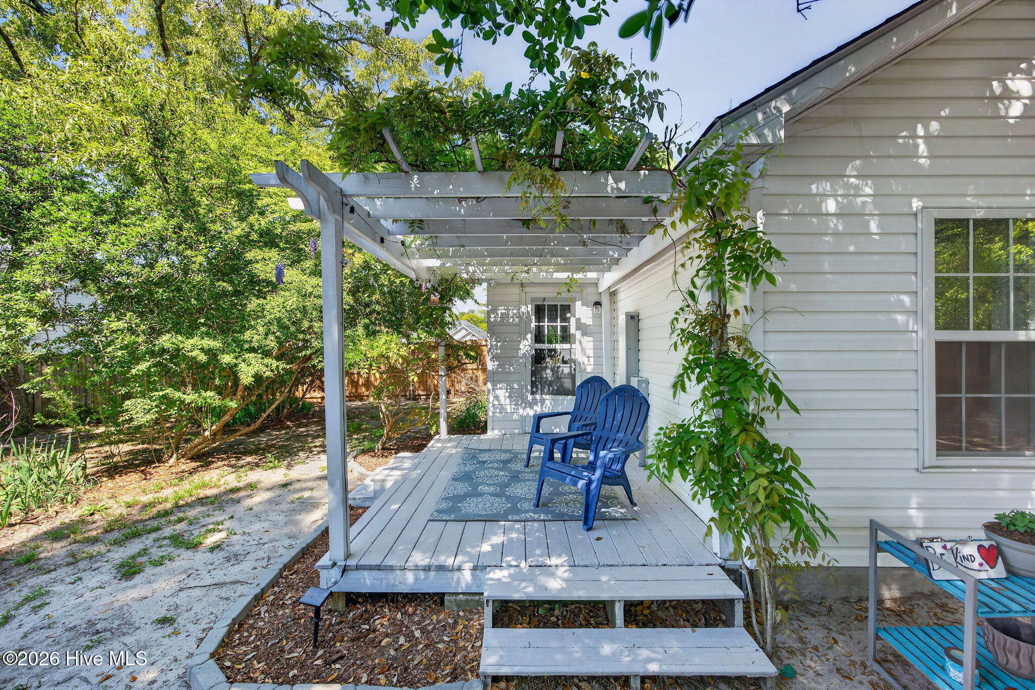 315 Tangle Oaks Court SE