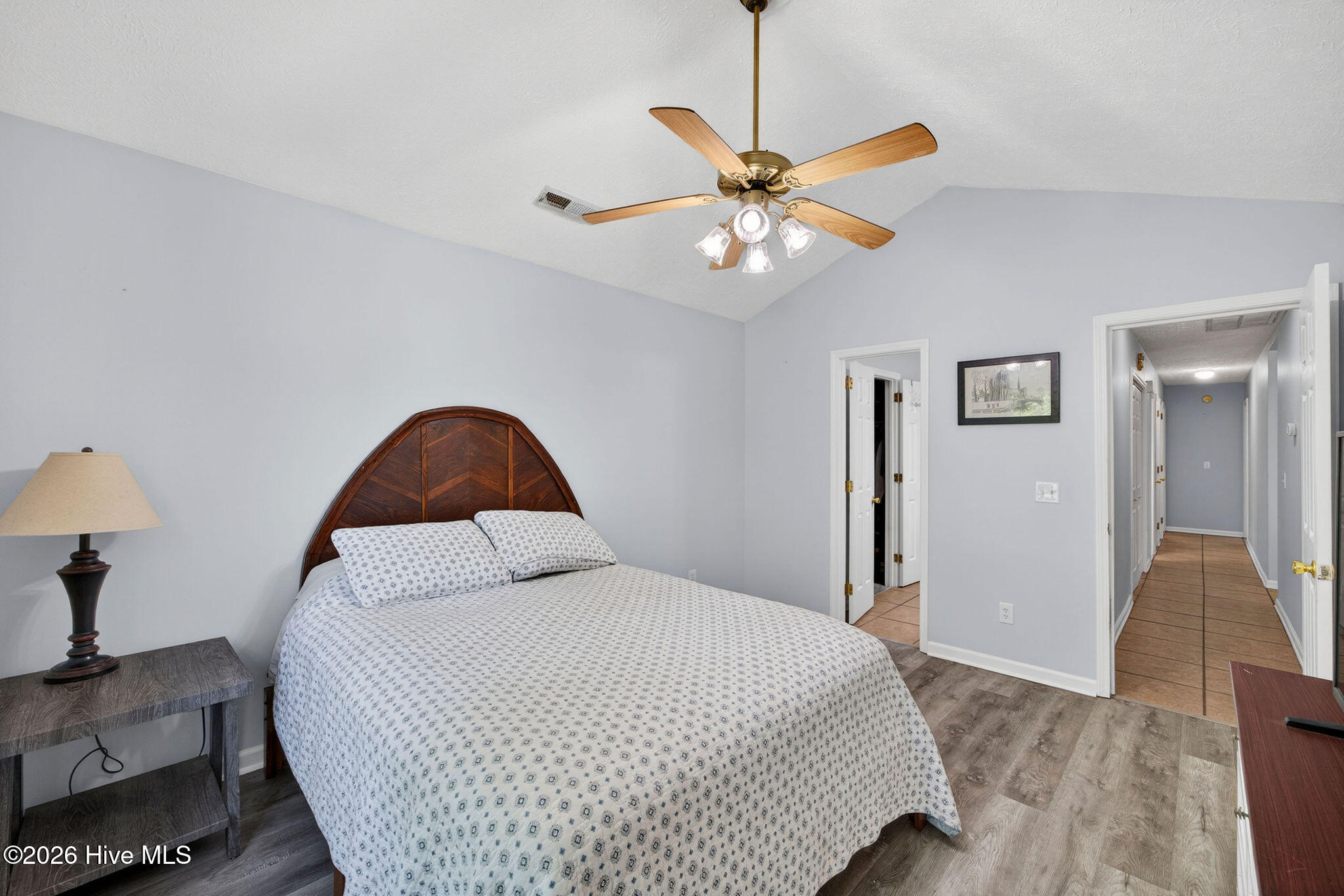 315 Tangle Oaks Court SE