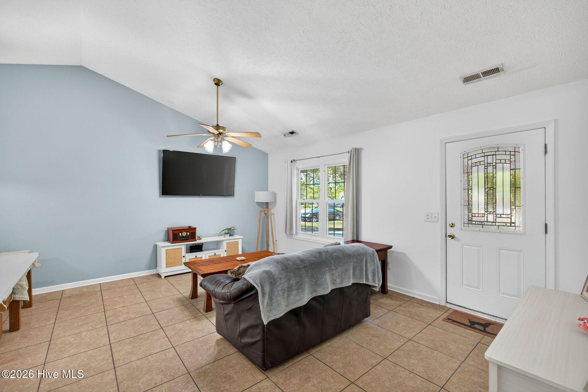 315 Tangle Oaks Court SE