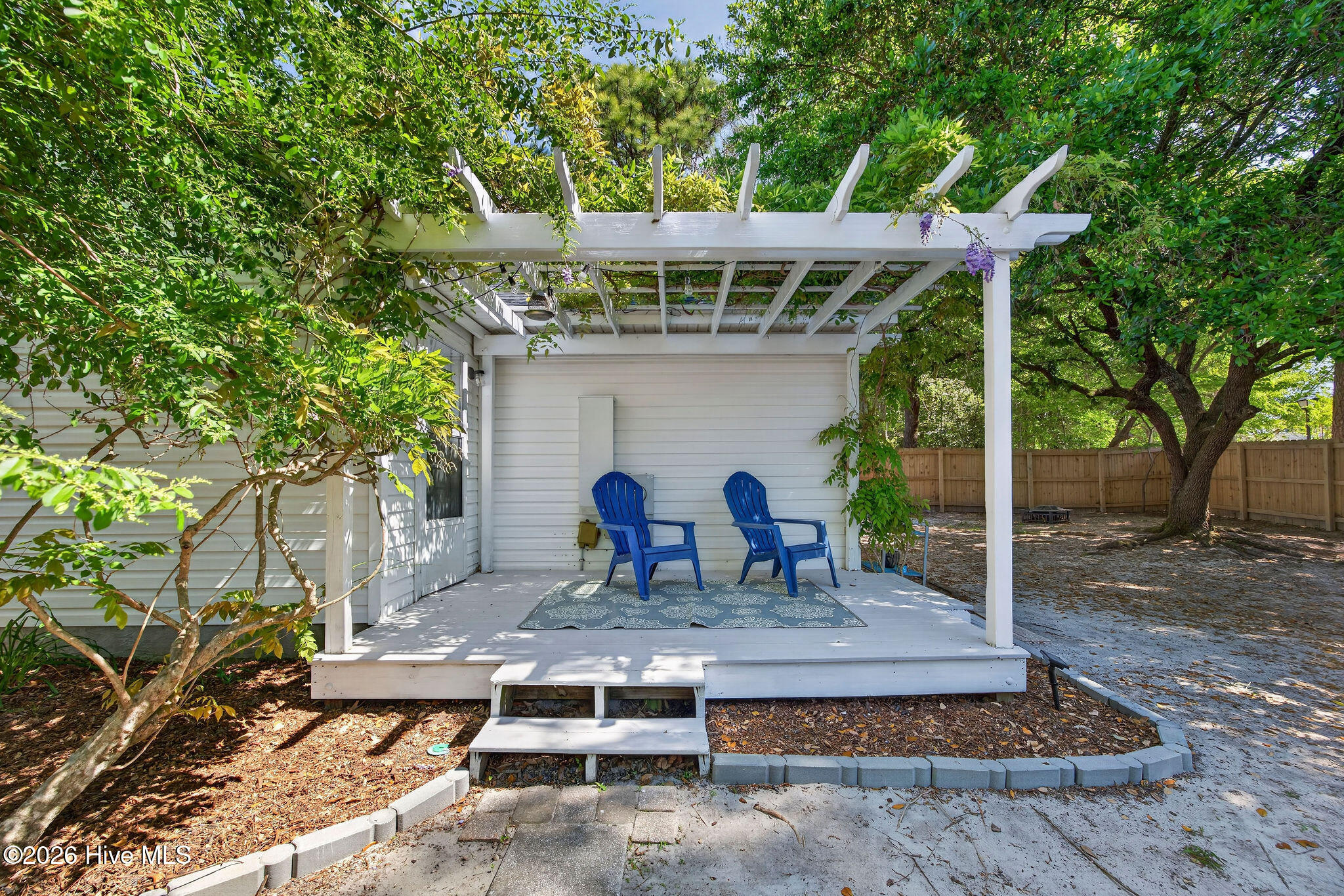 315 Tangle Oaks Court SE
