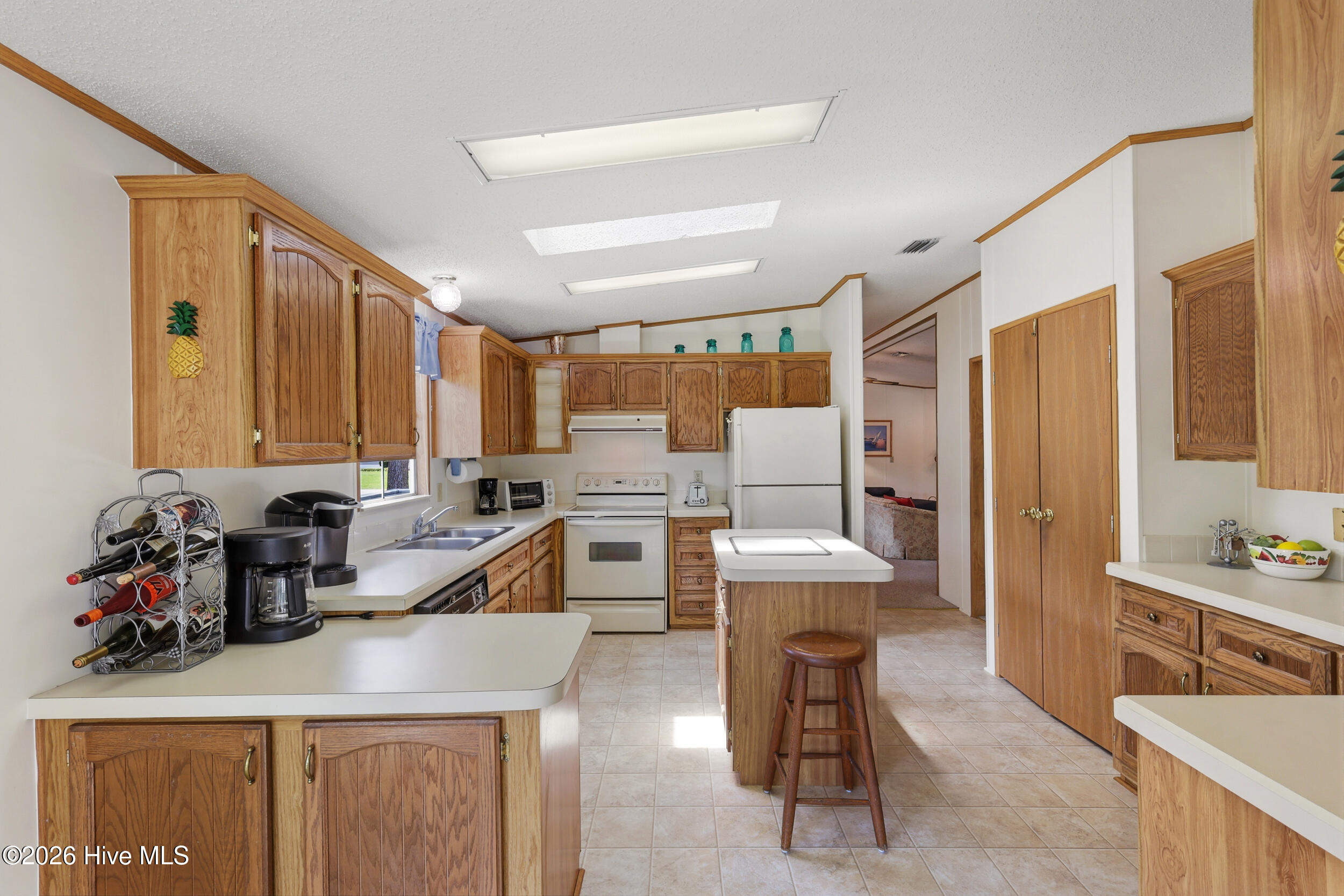 605 Outrigger Court