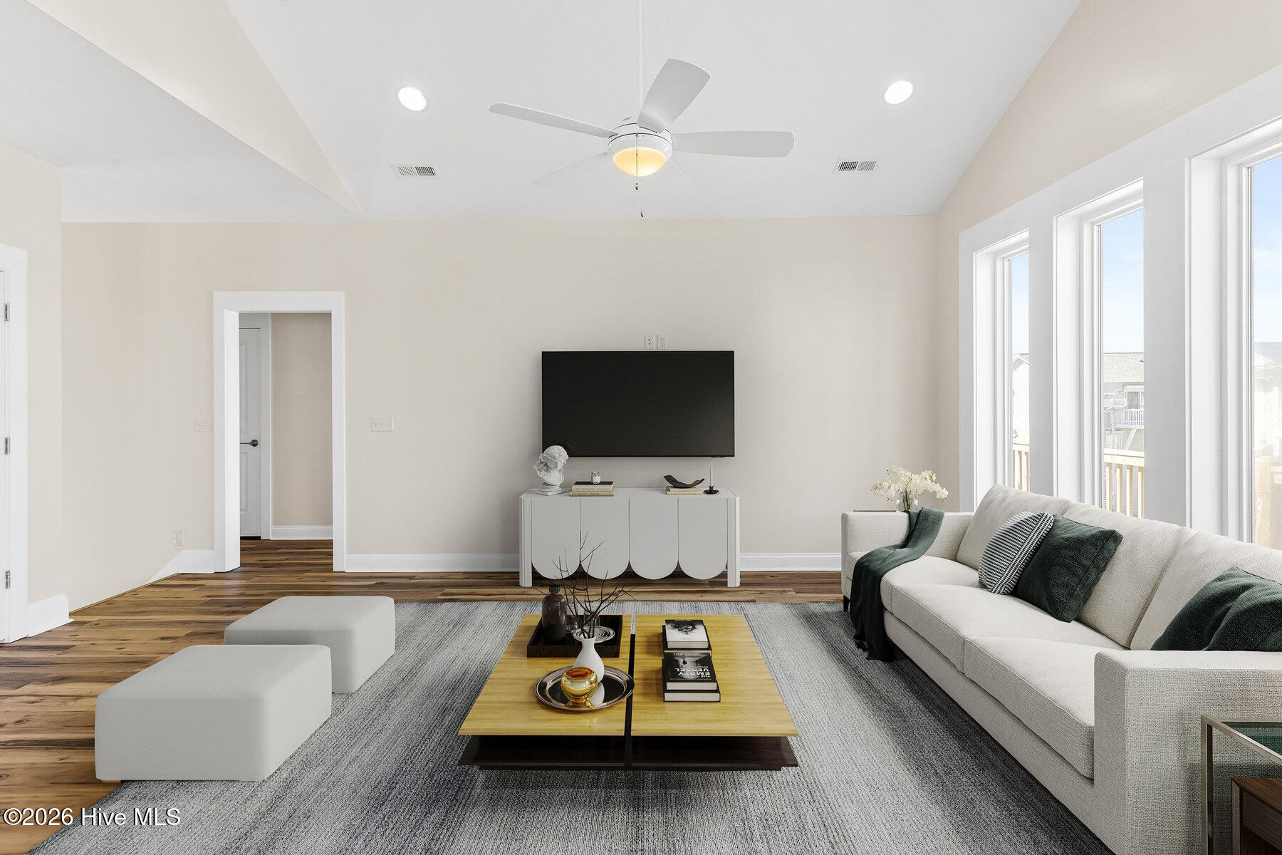 304 Oceanaire Lane