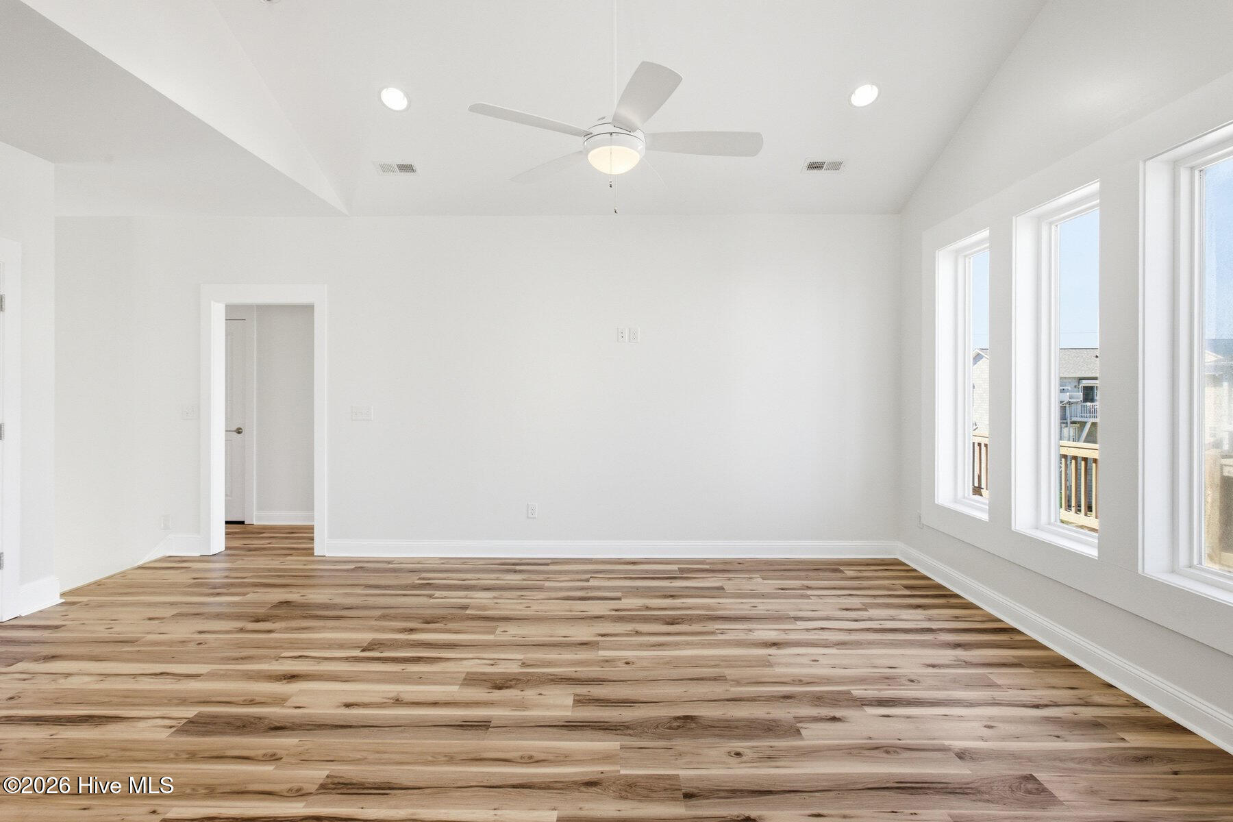 304 Oceanaire Lane