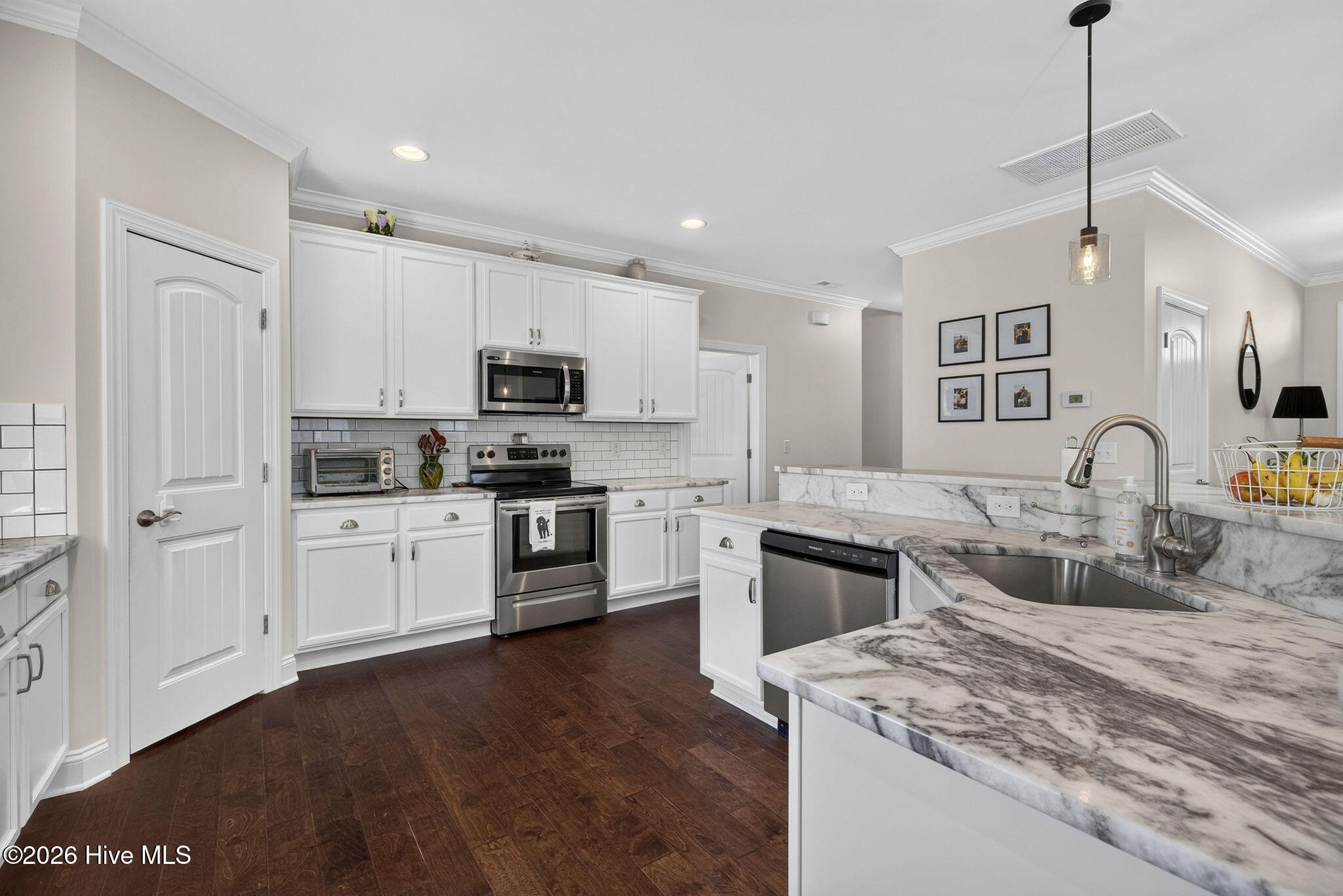 4212 Dutch Cove Court