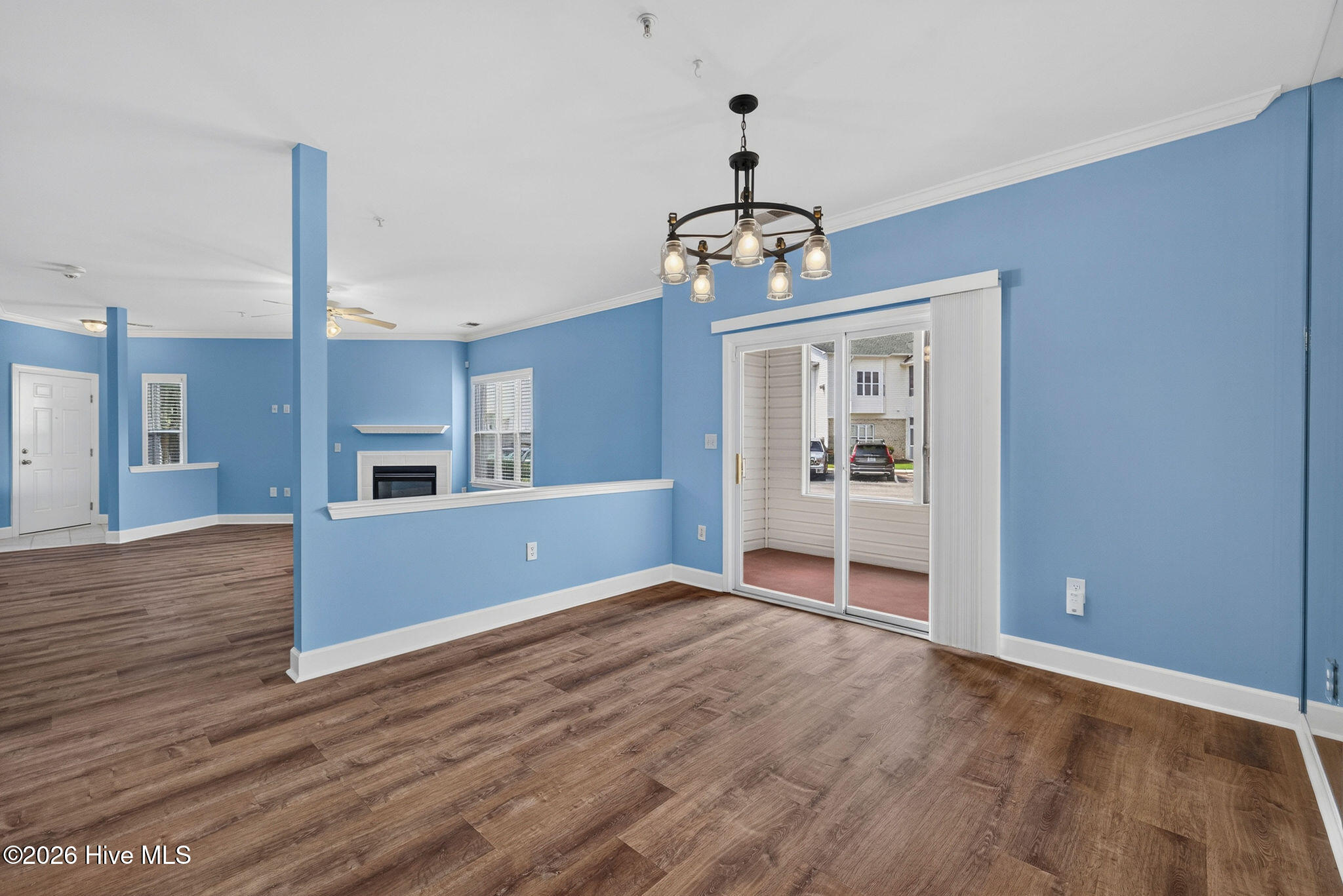 3901 Botsford Court Unit 101