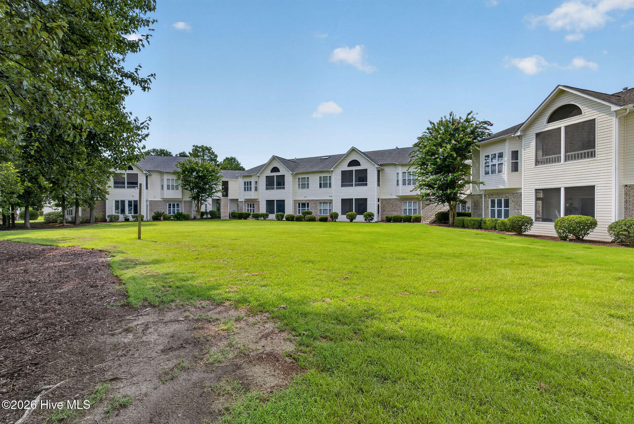 3901 Botsford Court Unit 101