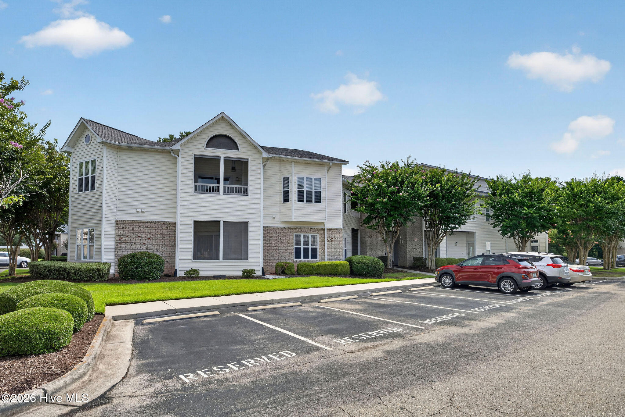 3901 Botsford Court Unit 101