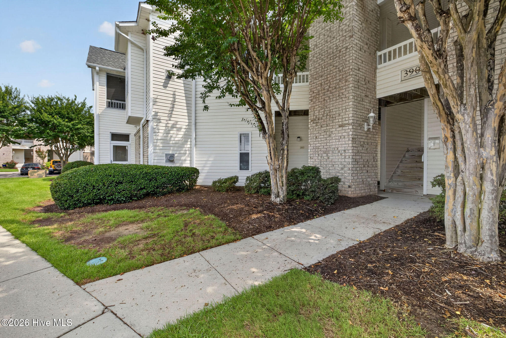 3901 Botsford Court Unit 101