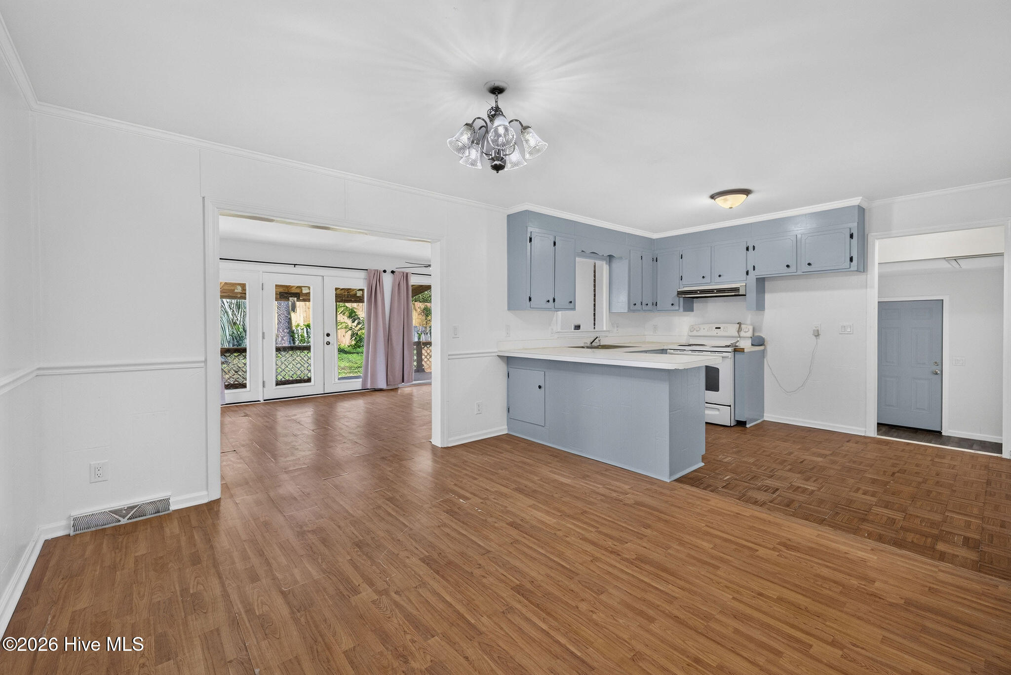 1809 Brierwood Road