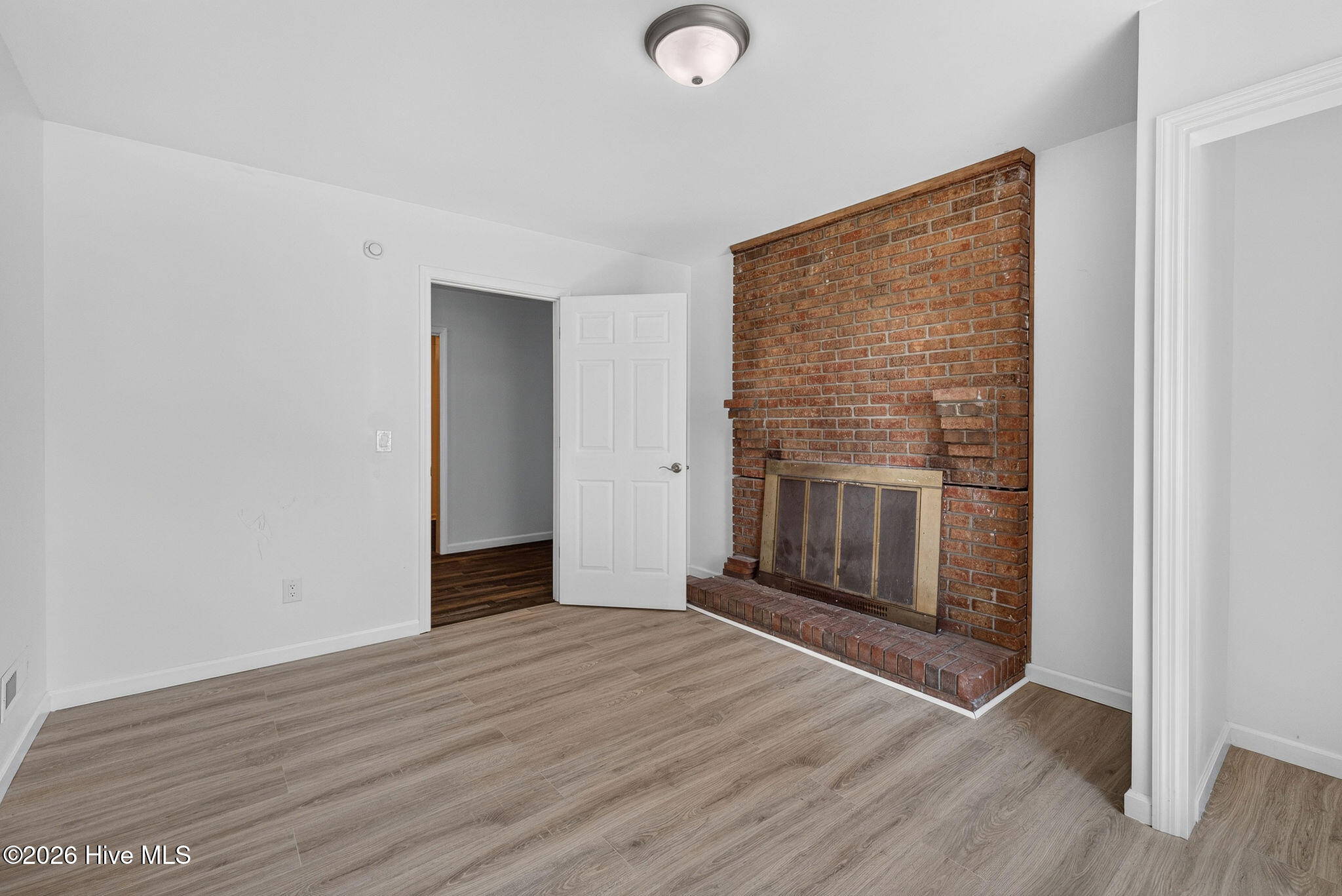 1809 Brierwood Road