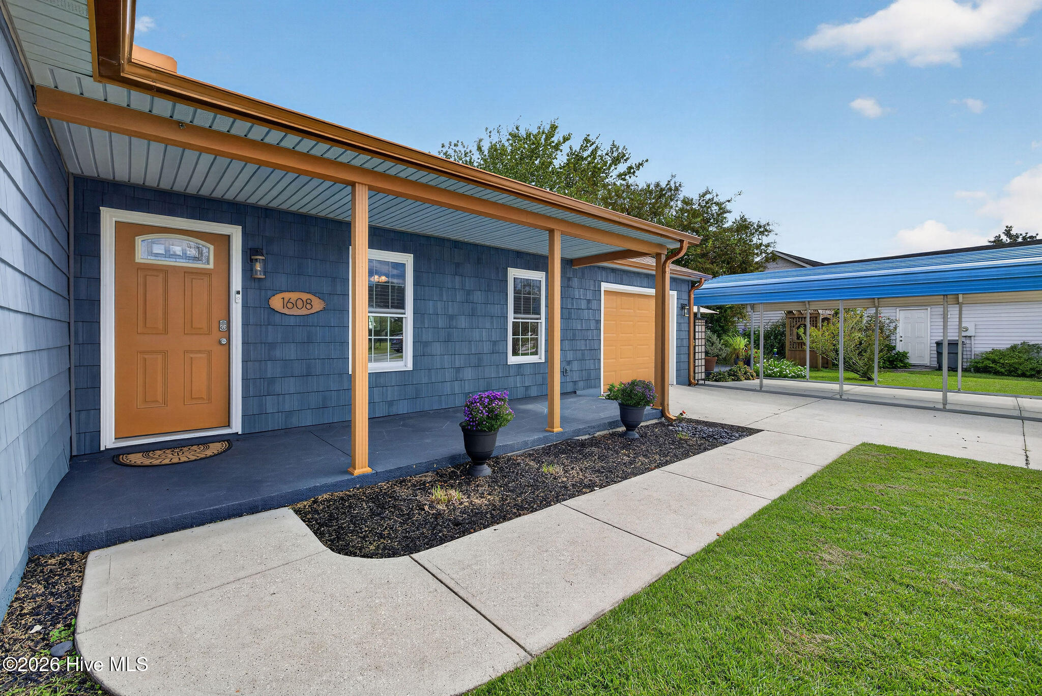 1608 Blue Tick Court