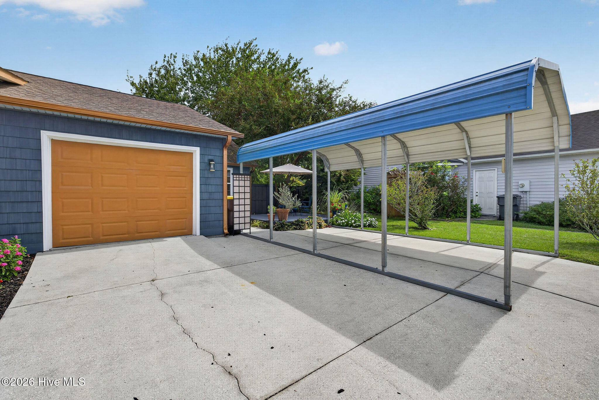 1608 Blue Tick Court