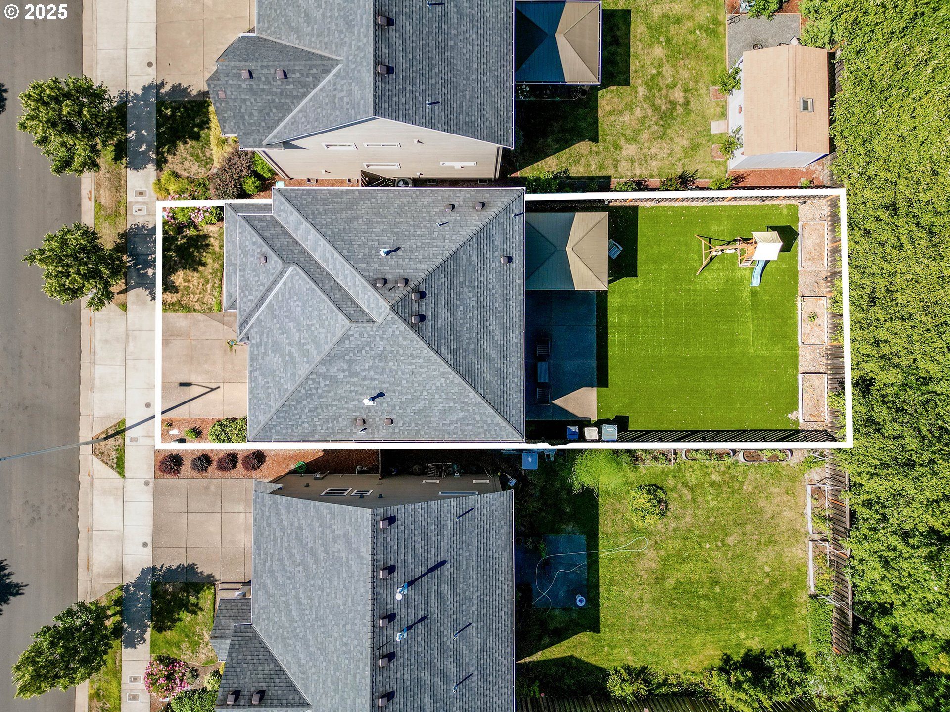 3321 SE SUMMERFIELD DR