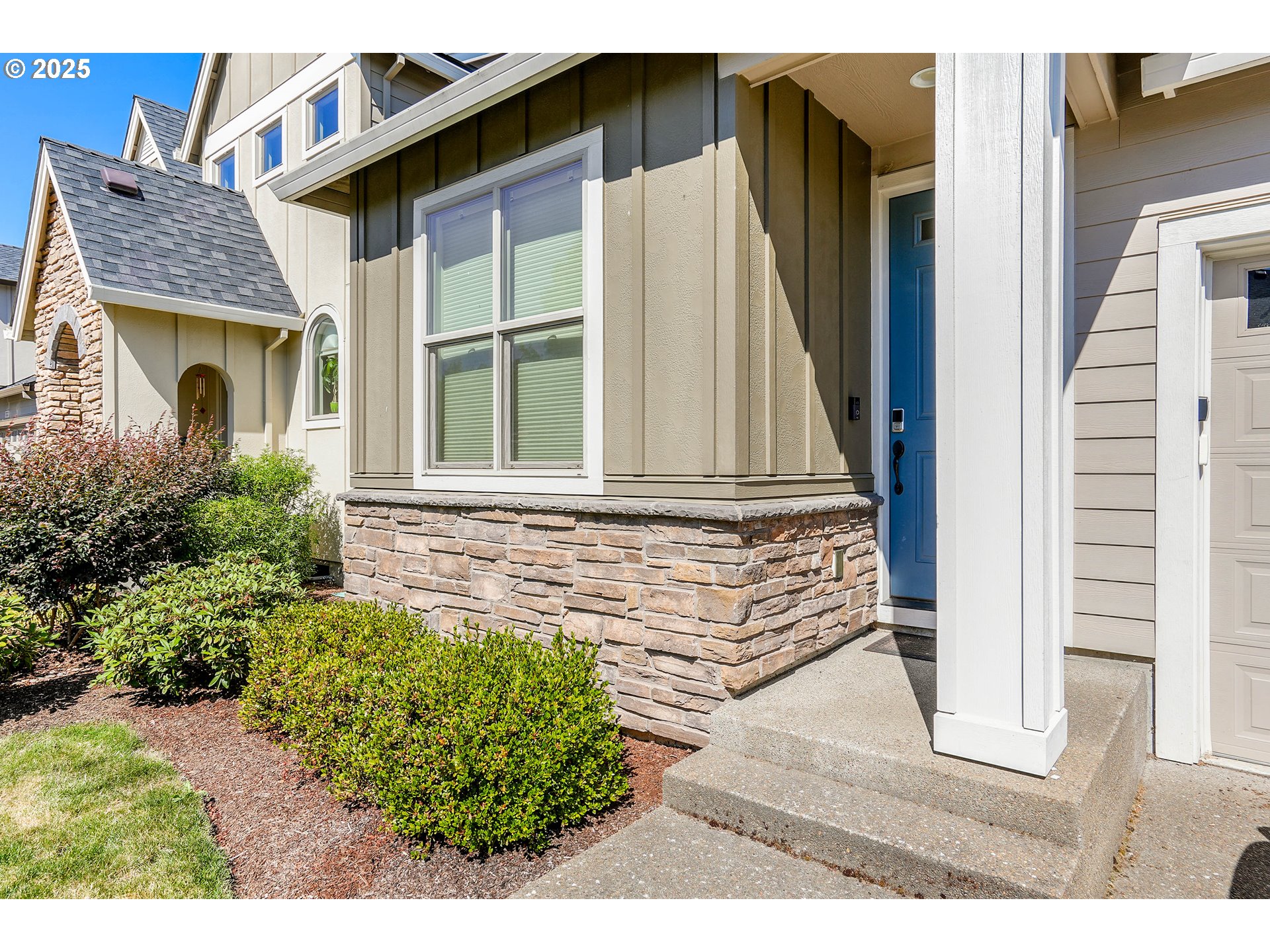 3321 SE SUMMERFIELD DR