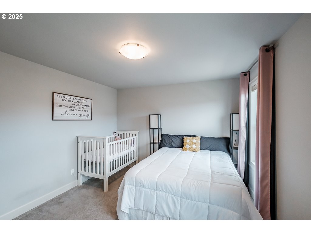 3321 SE SUMMERFIELD DR