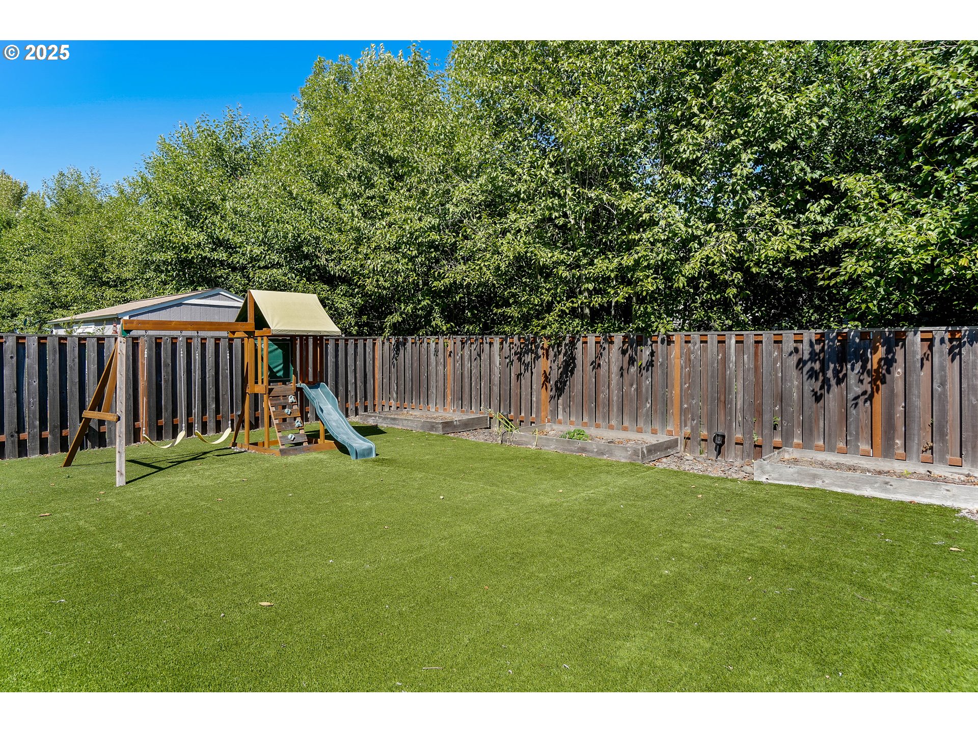 3321 SE SUMMERFIELD DR