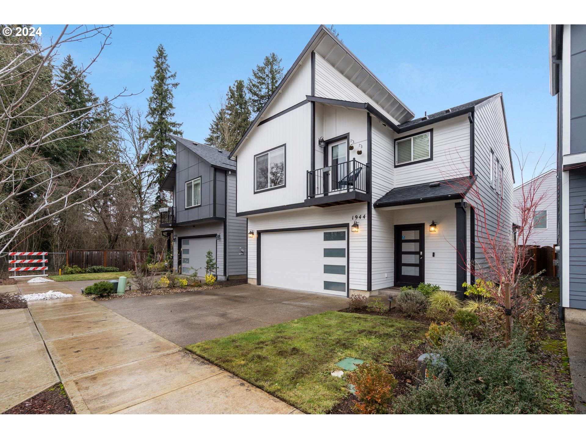 1944 SW OWL AVE