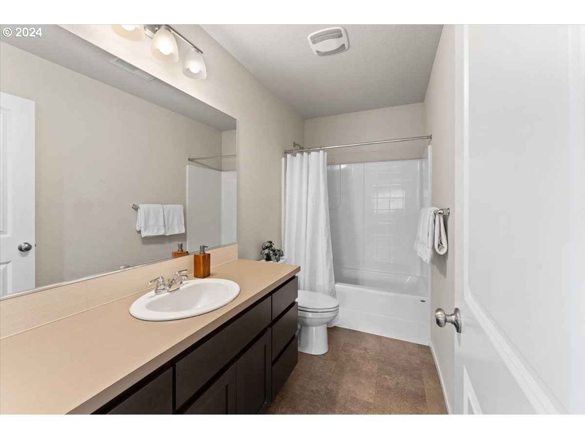 17137 SE CUYAHOGA WAY