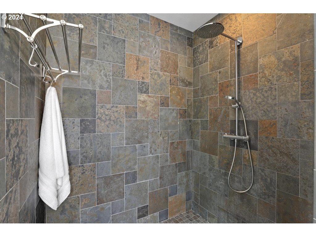 13450 NW HARTFORD ST