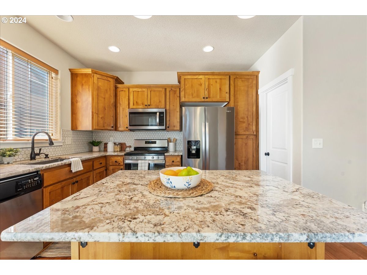 16200 SW BASELINE RD