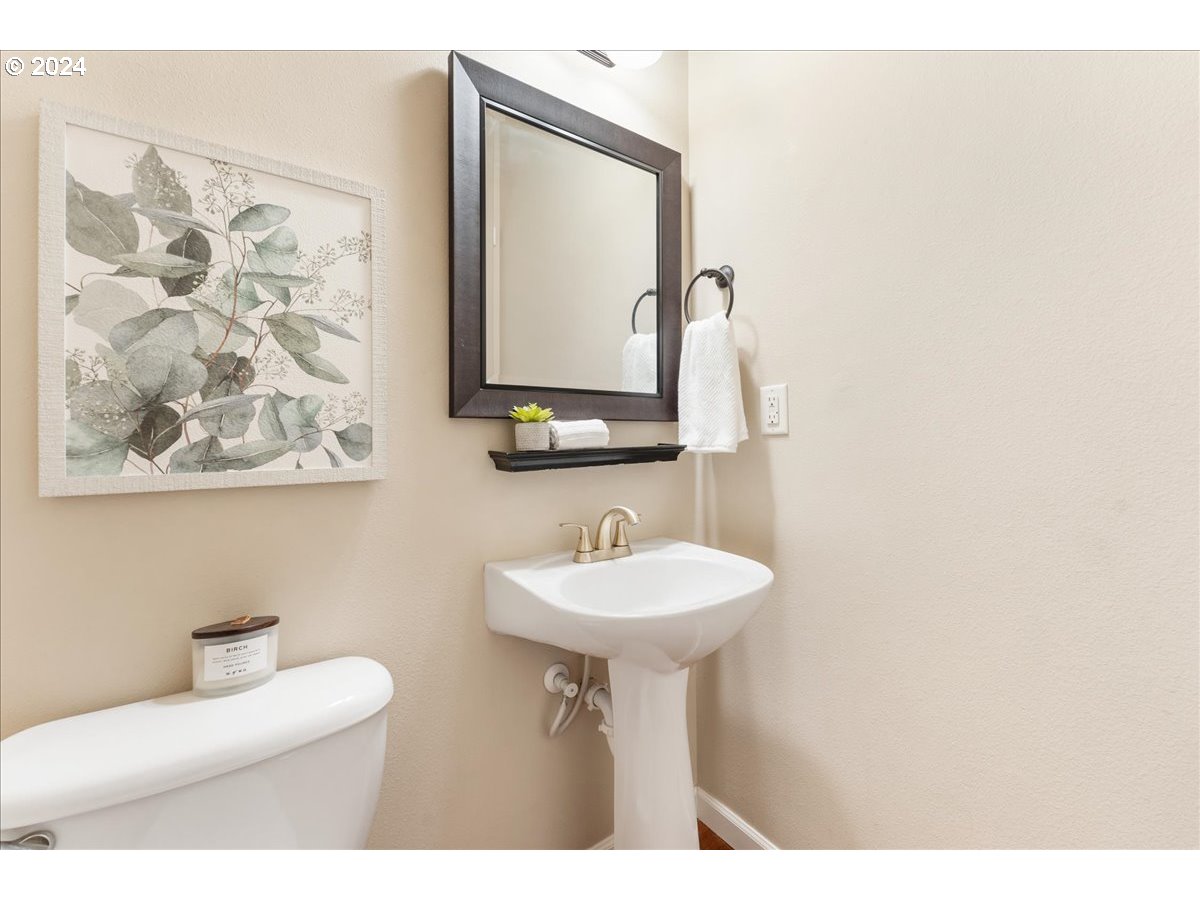 16200 SW BASELINE RD