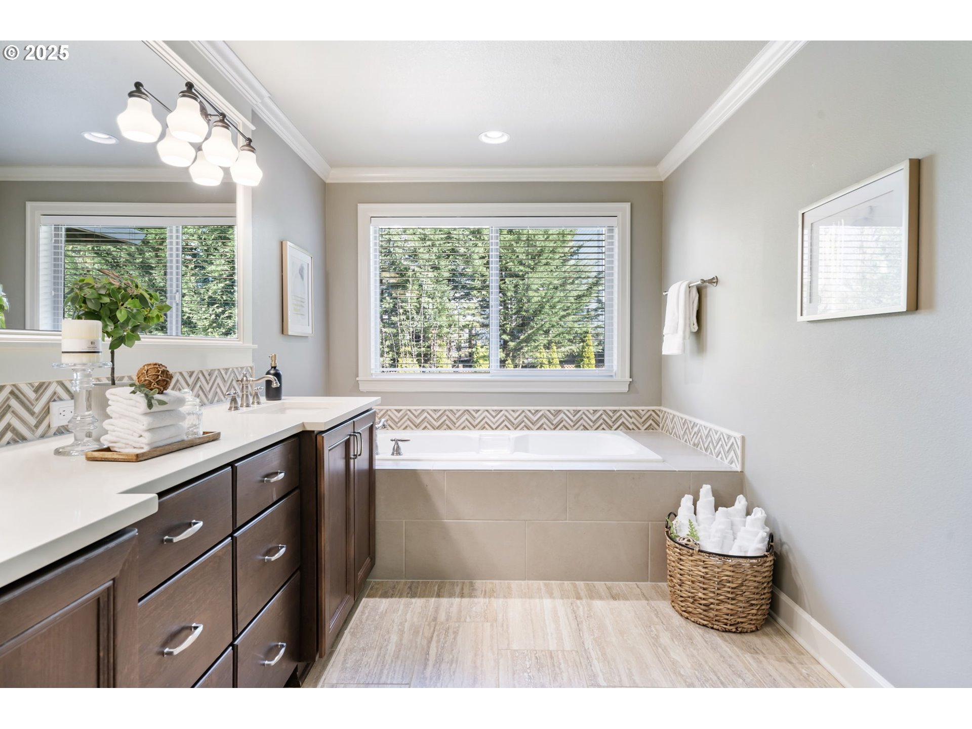 10183 NW BARNHART LN