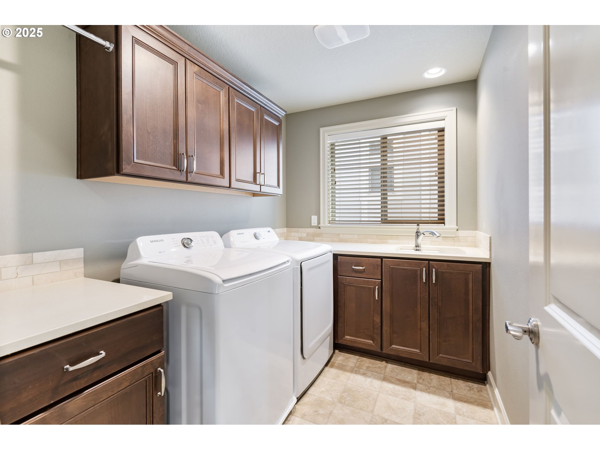 10183 NW BARNHART LN