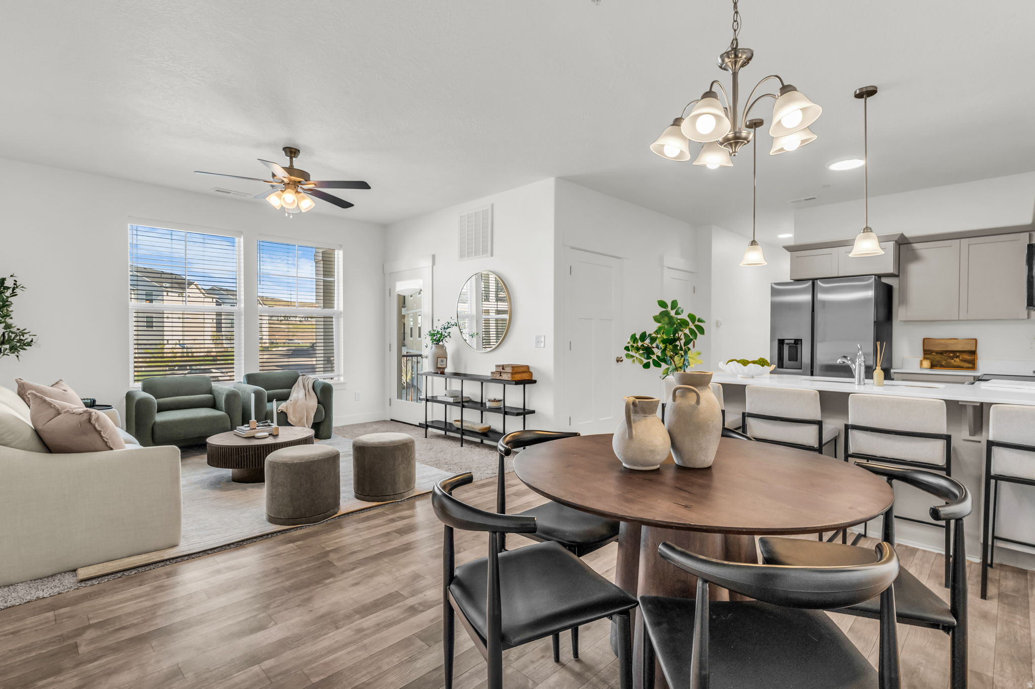 927 W CORAL CHARM WAY #204
