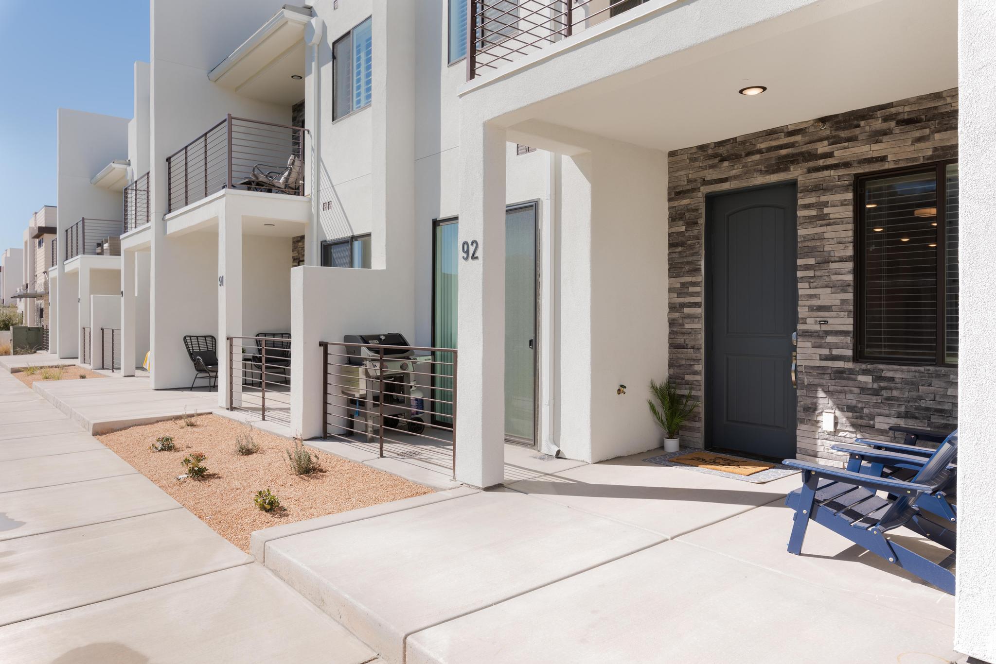 5399 S Cerulean LN Unit: 92