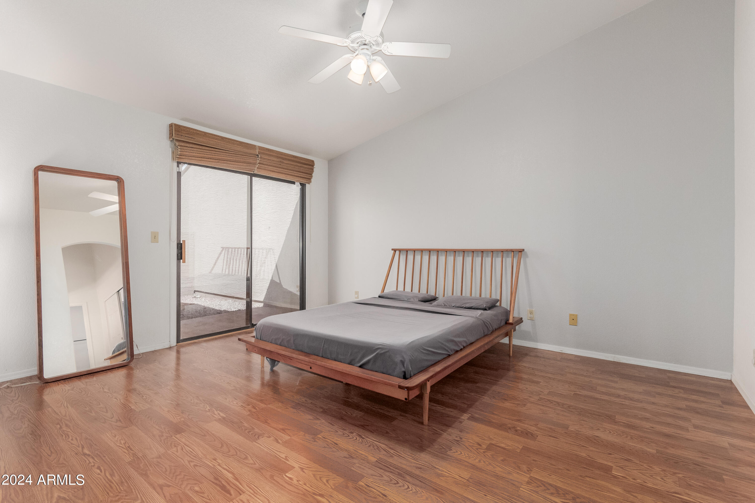 3510 E HAMPTON Avenue # 1