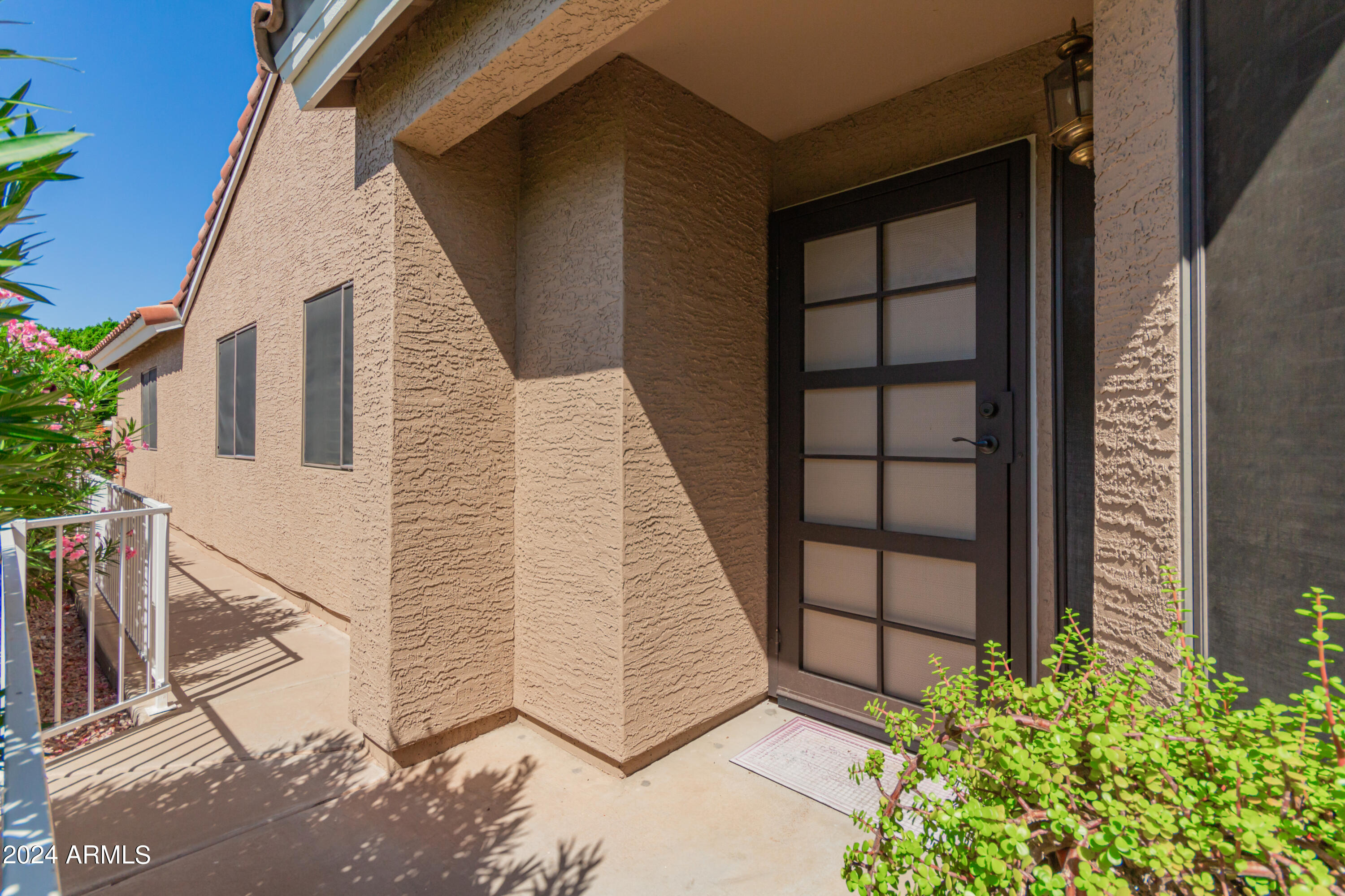 3510 E HAMPTON Avenue # 1