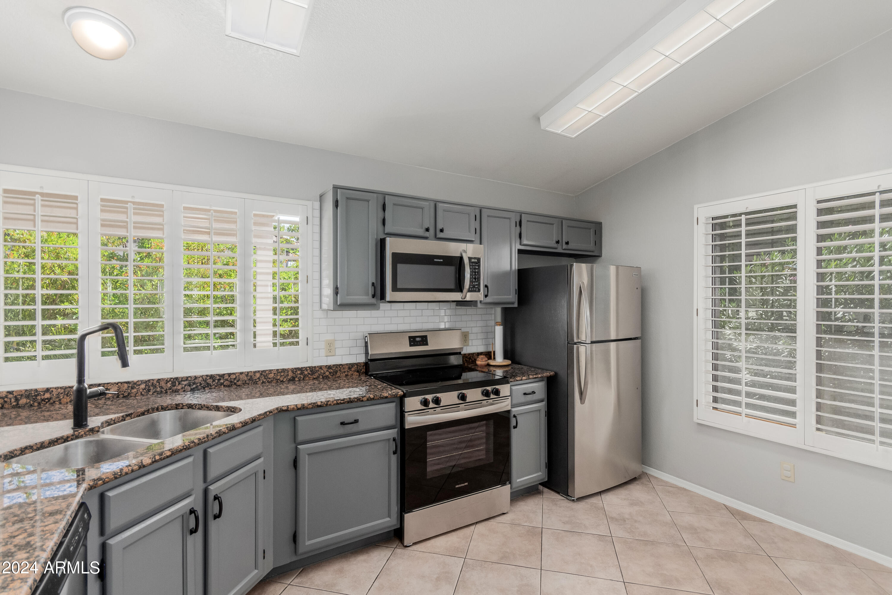 3510 E HAMPTON Avenue # 1