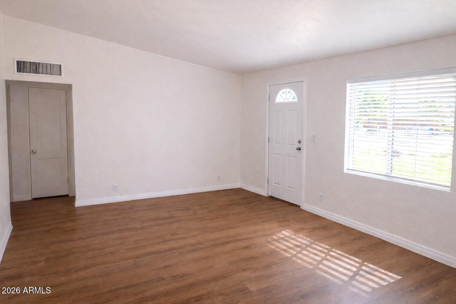 1918 W Colter Street