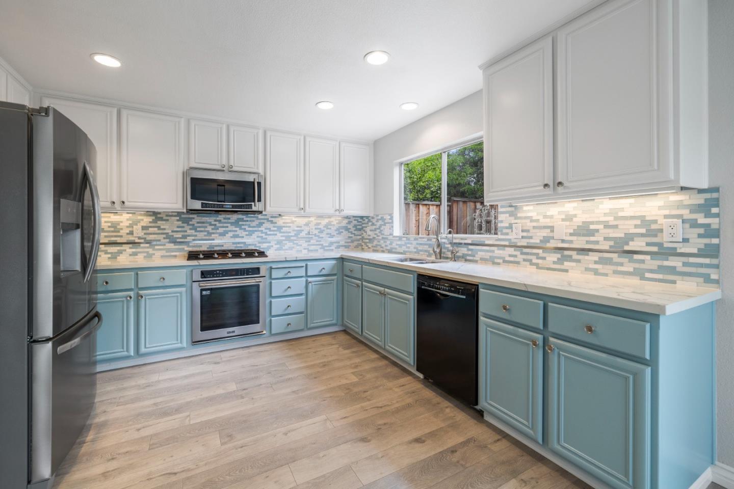 455 Canopy CT
