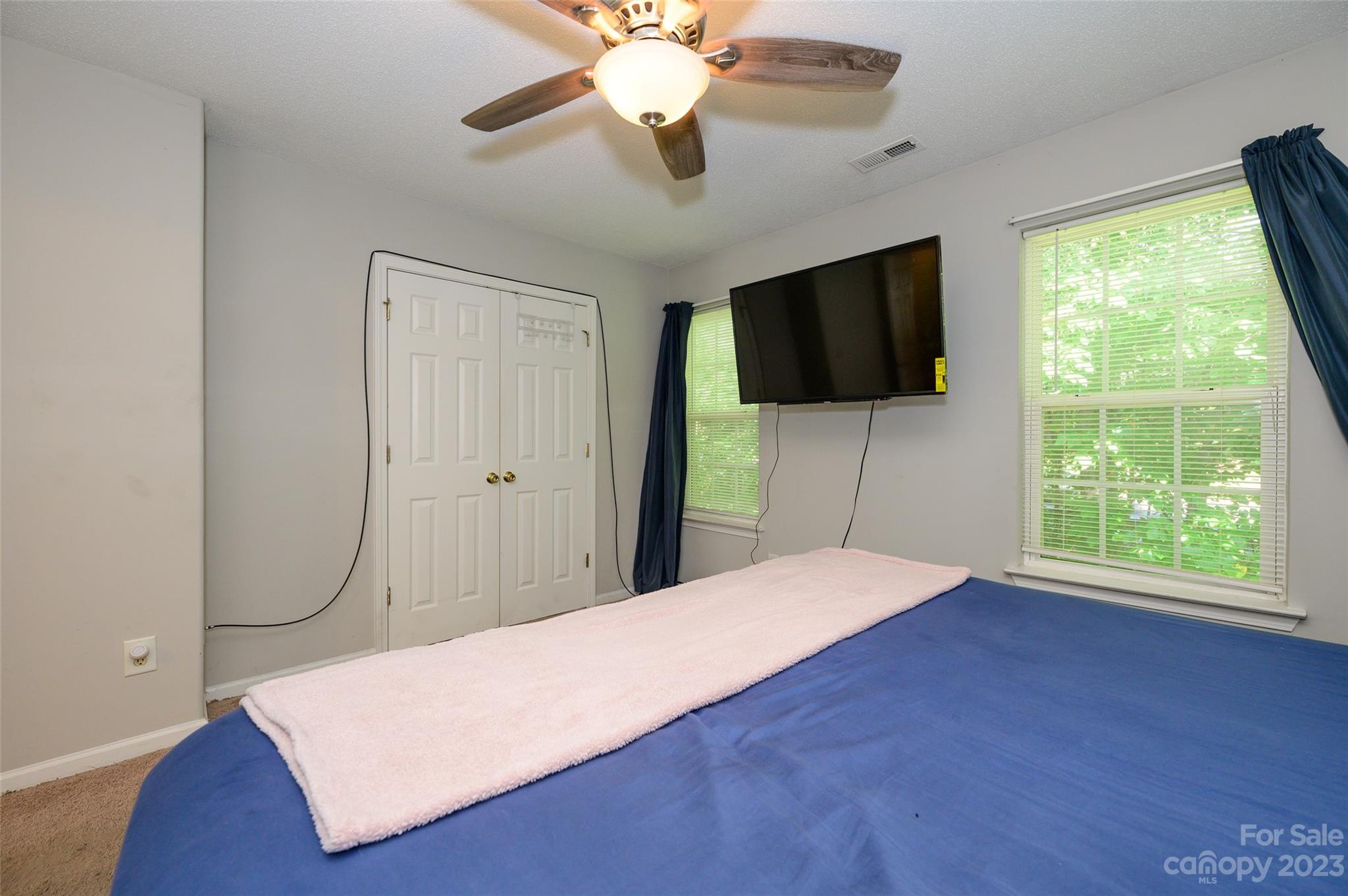 319 Alabarda Lane