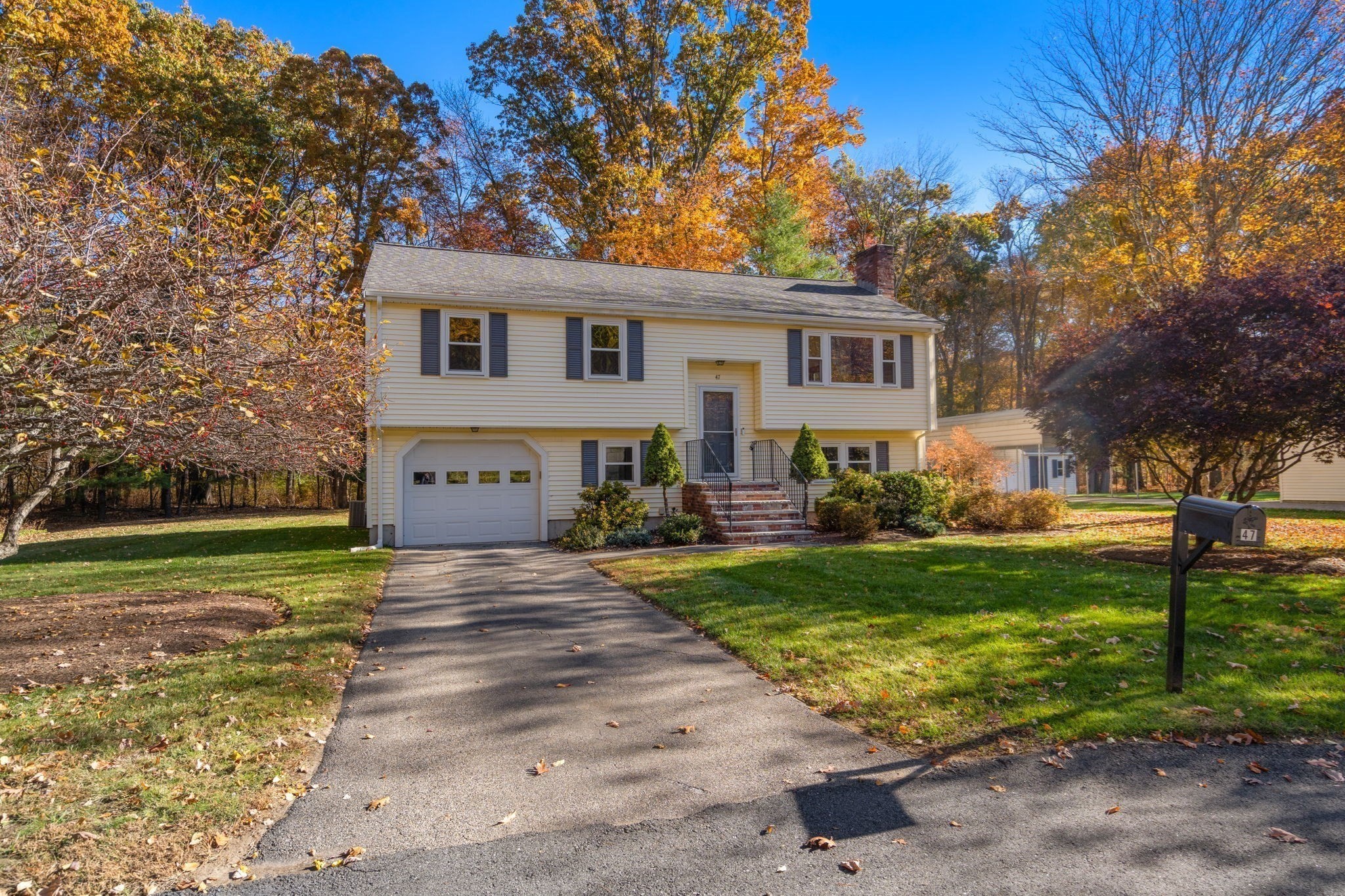 47 Durant Ave Maynard MA