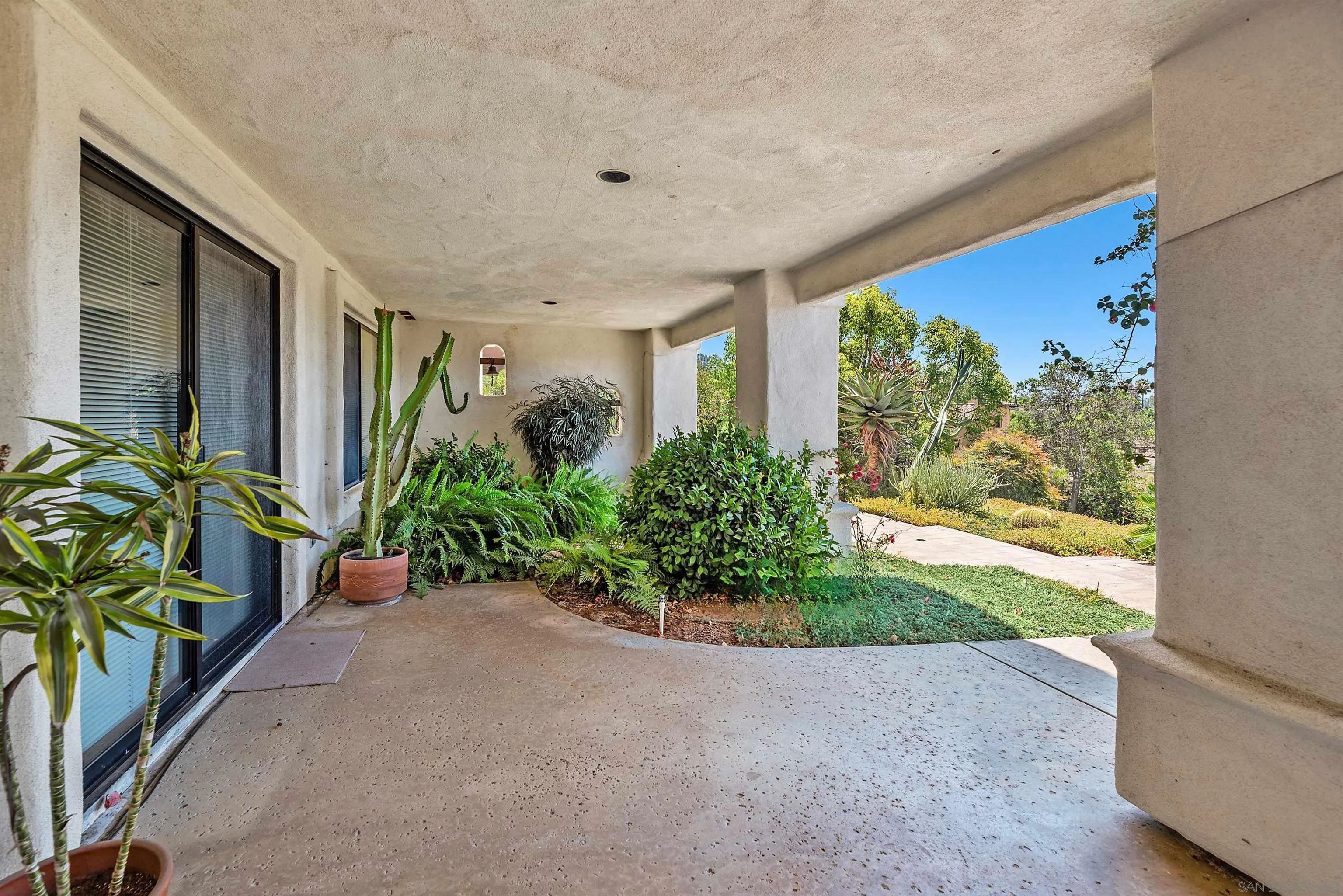 12982 Polvera Ct