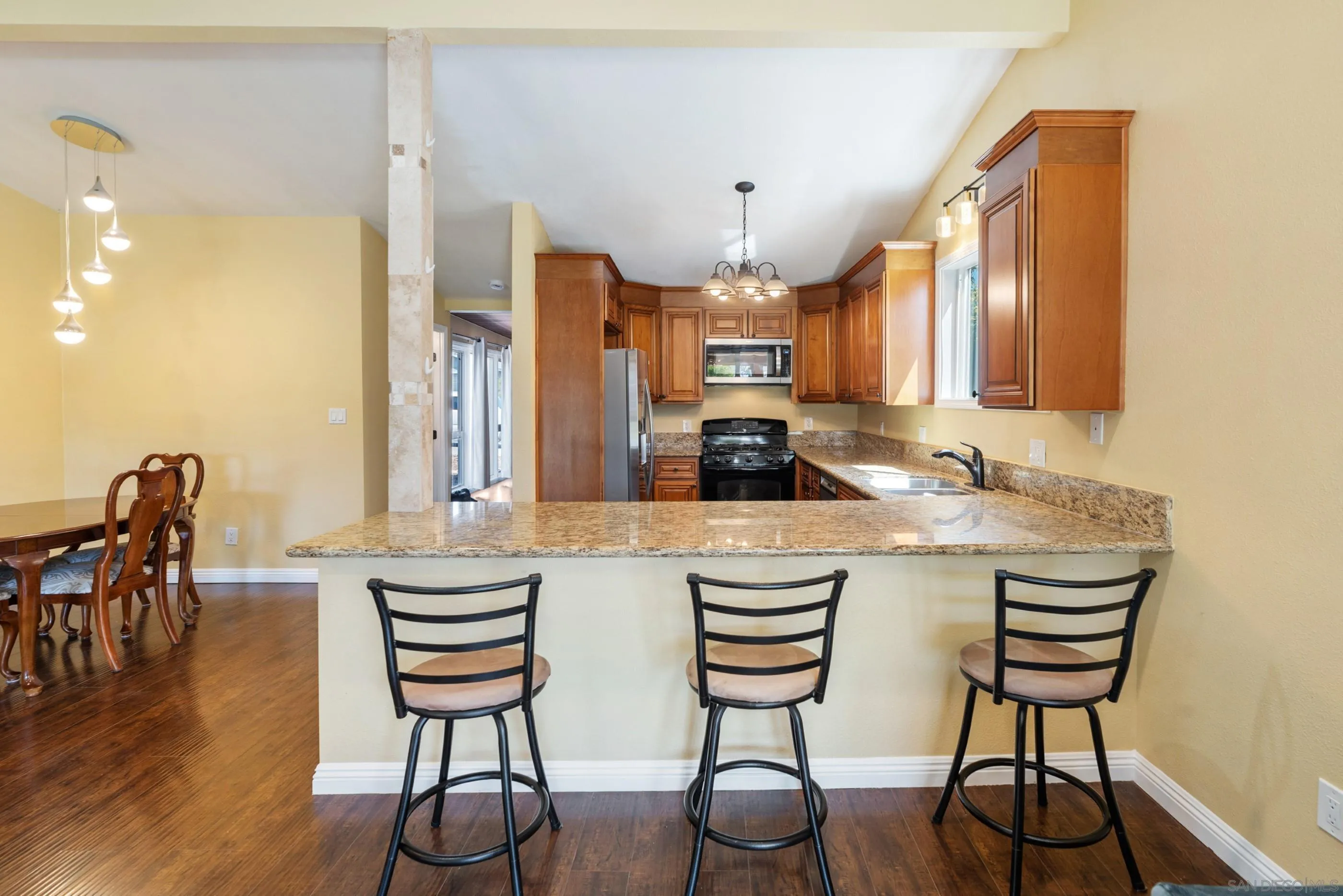 2130 Cardinal Dr