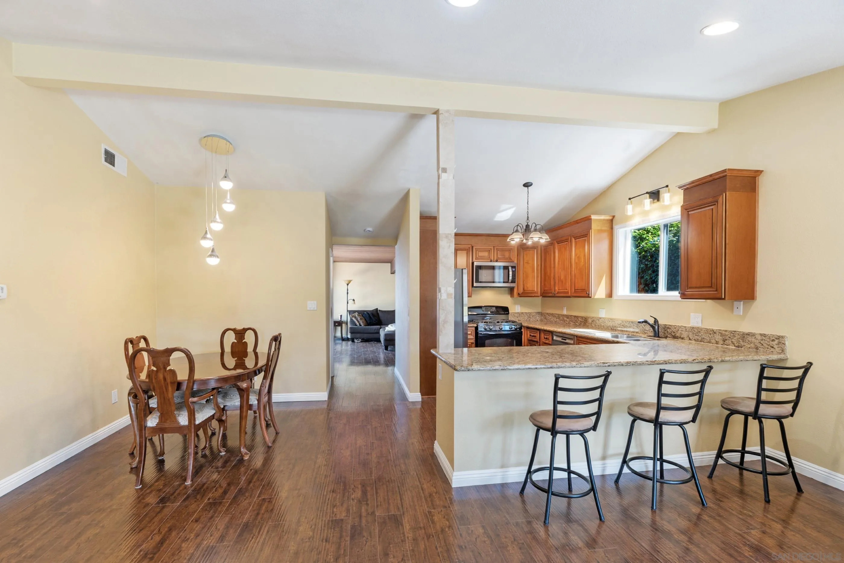 2130 Cardinal Dr