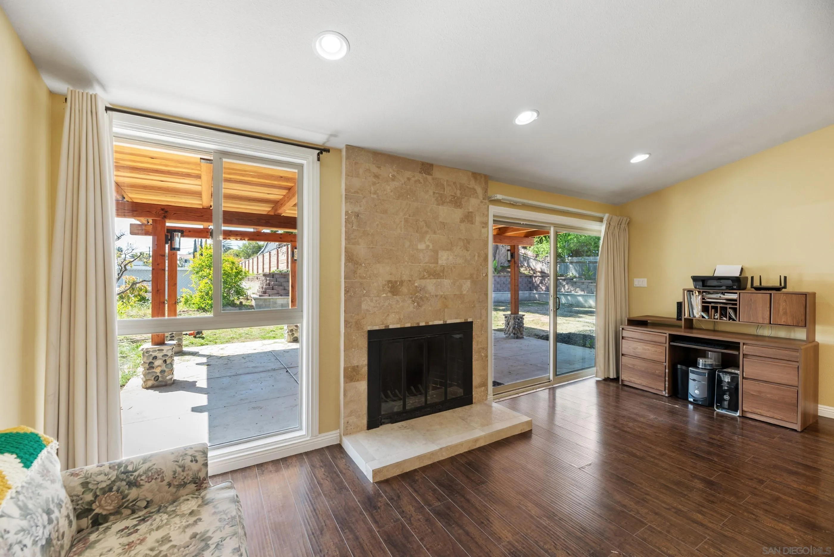 2130 Cardinal Dr